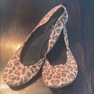 AE Leopard Flats